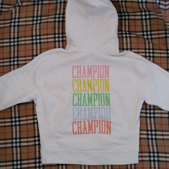 Women's reverse weave pastel Champion hoodie - Picture 7 of 8
